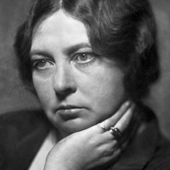 portrætfoto af Sigrid Undset